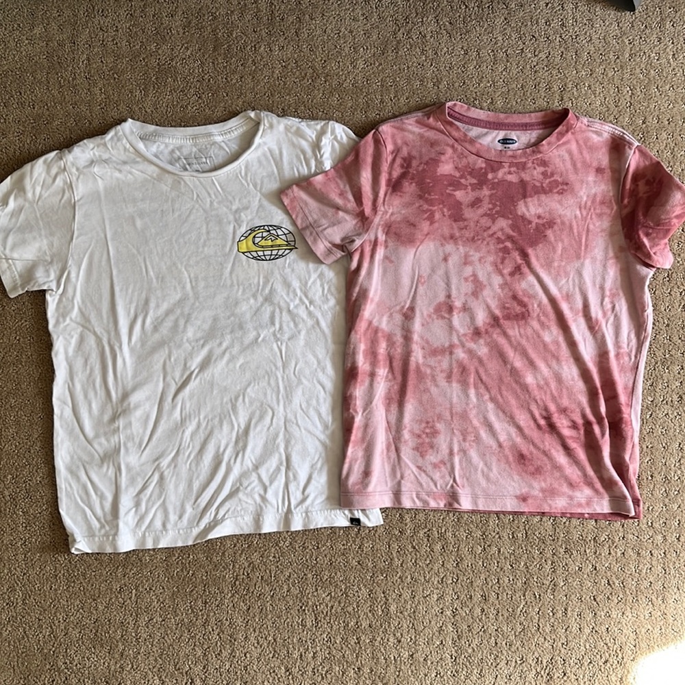 Quicksilver and Old Navy T-shirt combo 2 shirt set